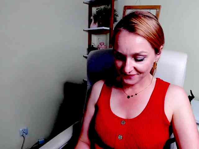 SecretAlicia webcam
