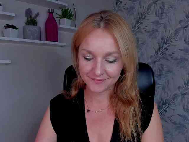 SecretAlicia webcam