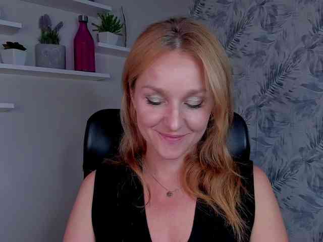 SecretAlicia webcam