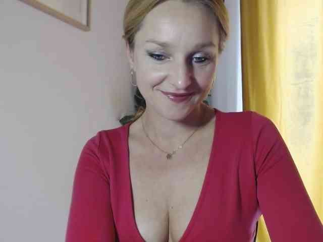 SecretAlicia webcam