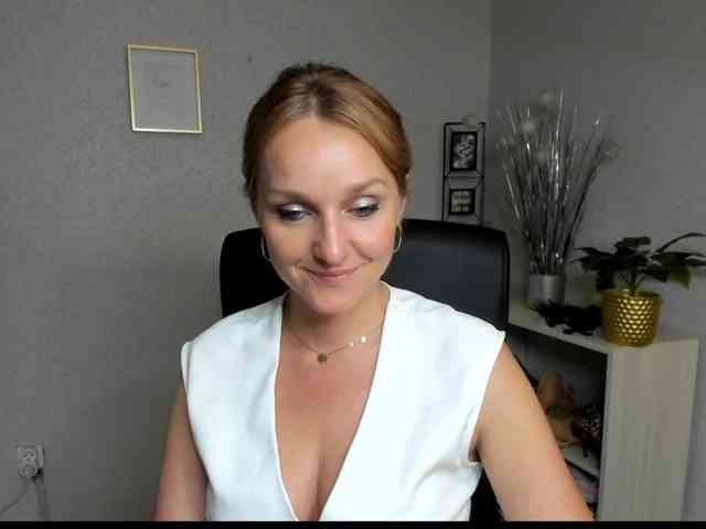 SecretAlicia webcam