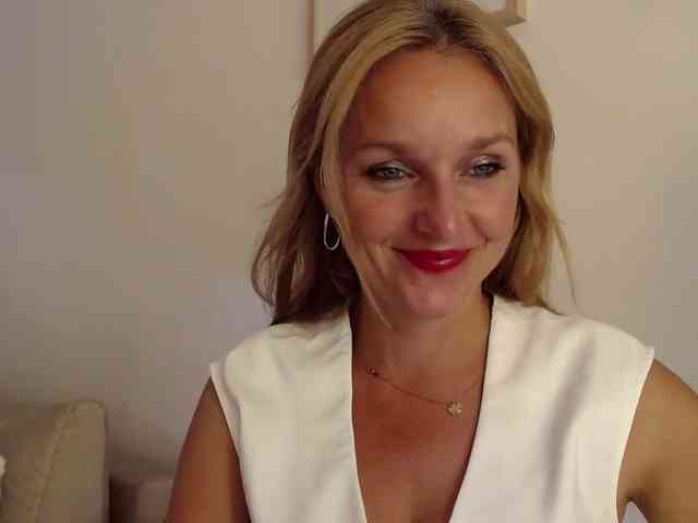 SecretAlicia webcam