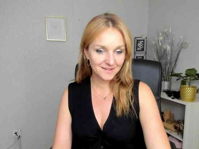 SecretAlicia webcam