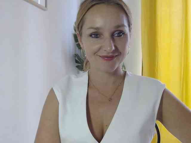 SecretAlicia webcam