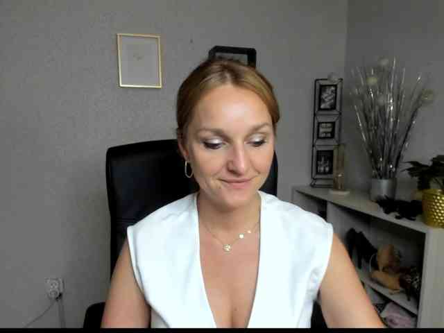 SecretAlicia webcam