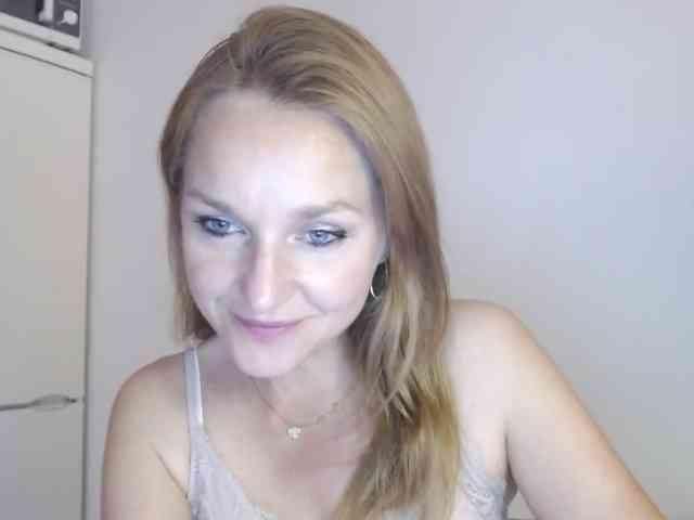 SecretAlicia webcam