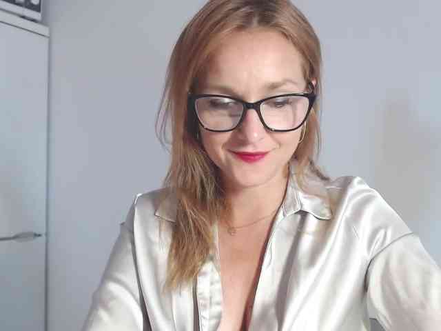 SecretAlicia webcam