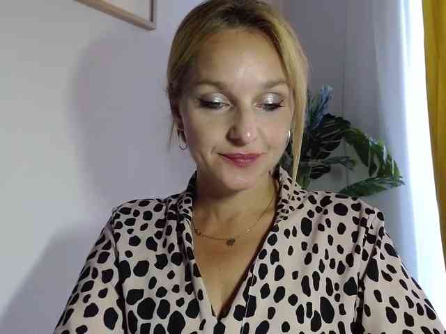SecretAlicia webcam