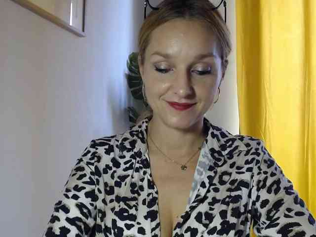 SecretAlicia webcam
