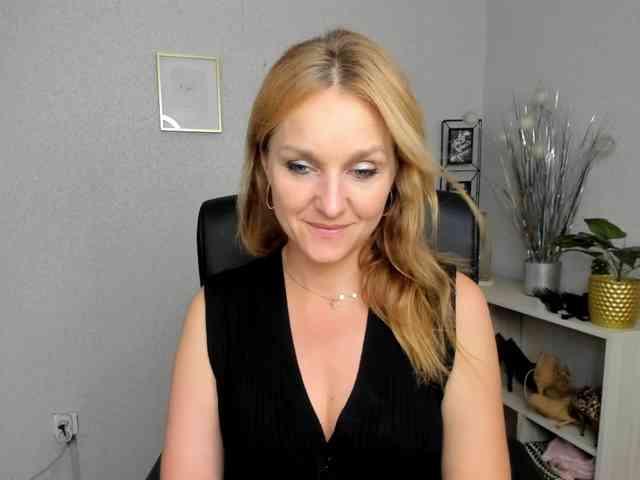 SecretAlicia webcam