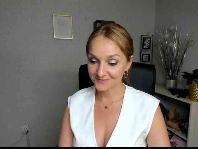 SecretAlicia webcam