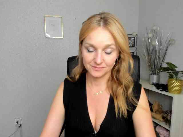 SecretAlicia webcam