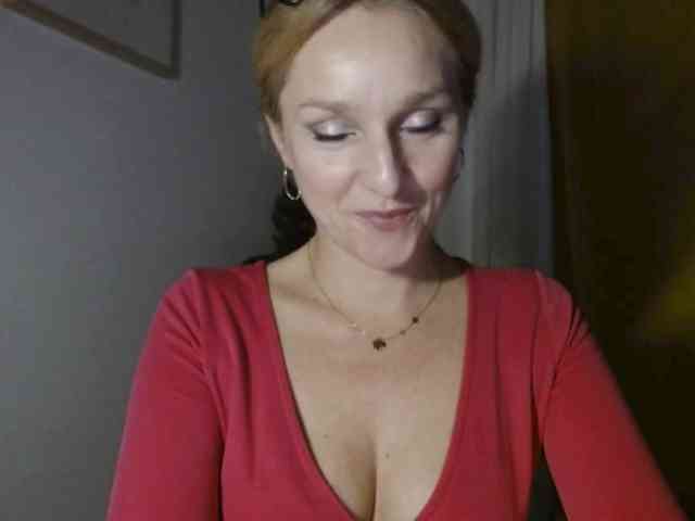 SecretAlicia webcam