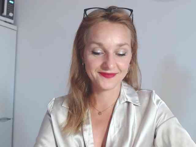 SecretAlicia webcam
