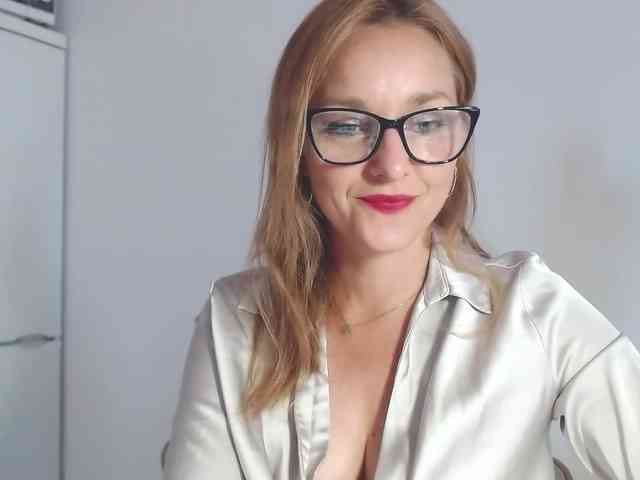 SecretAlicia webcam