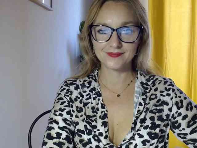 SecretAlicia webcam