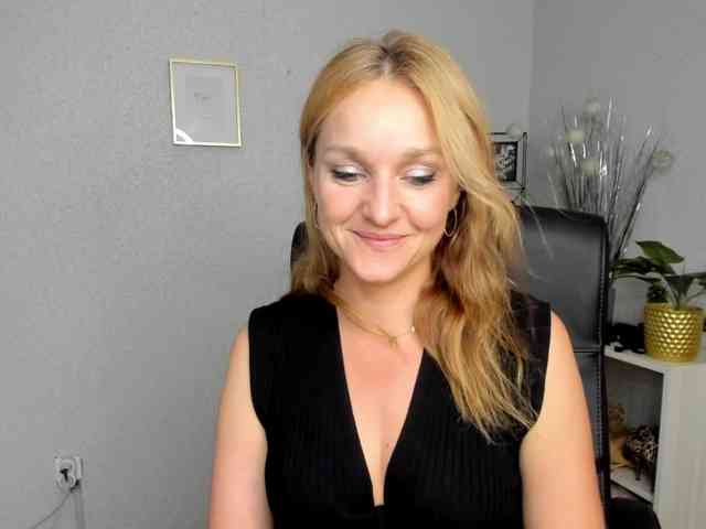 SecretAlicia webcam