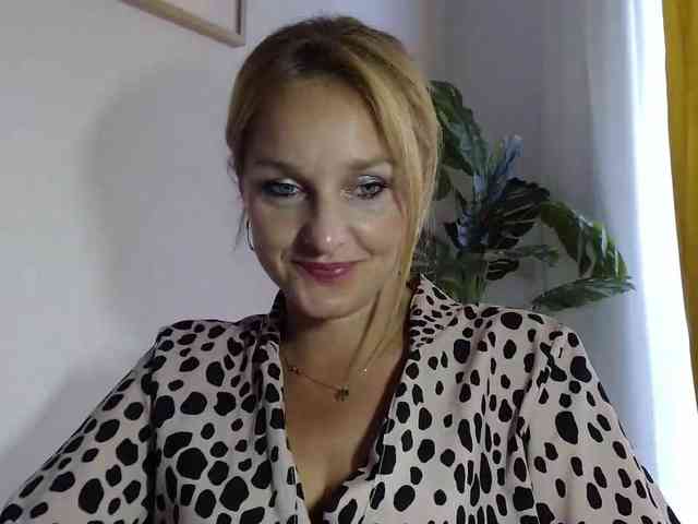 SecretAlicia webcam