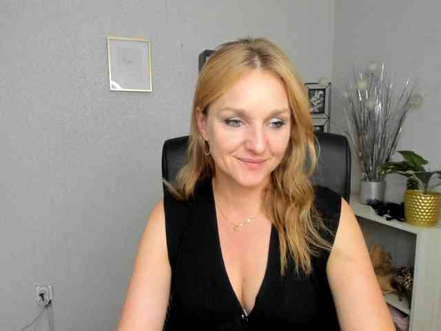 SecretAlicia webcam