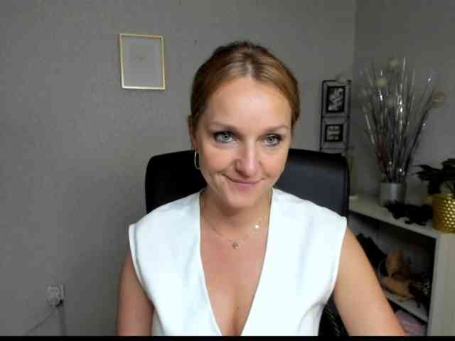 SecretAlicia webcam