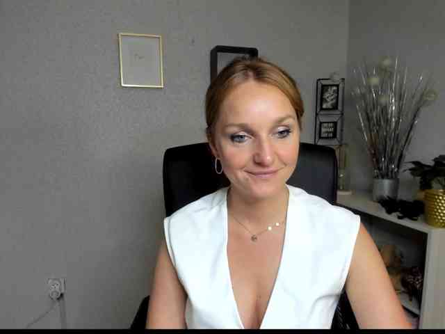 SecretAlicia webcam