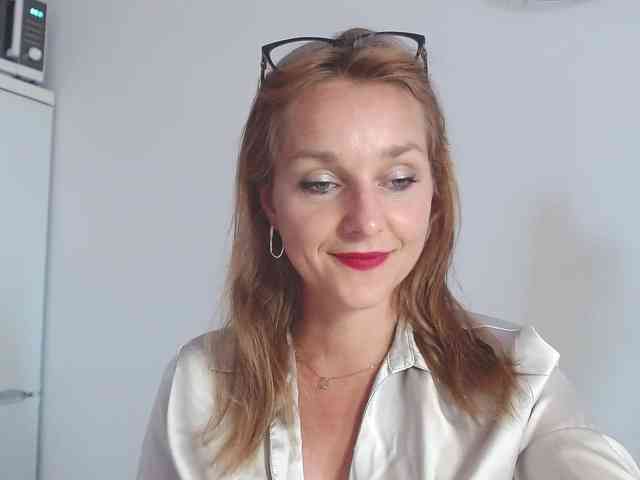 SecretAlicia webcam