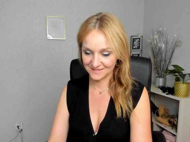 SecretAlicia webcam