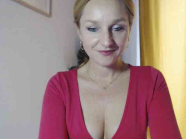 SecretAlicia webcam