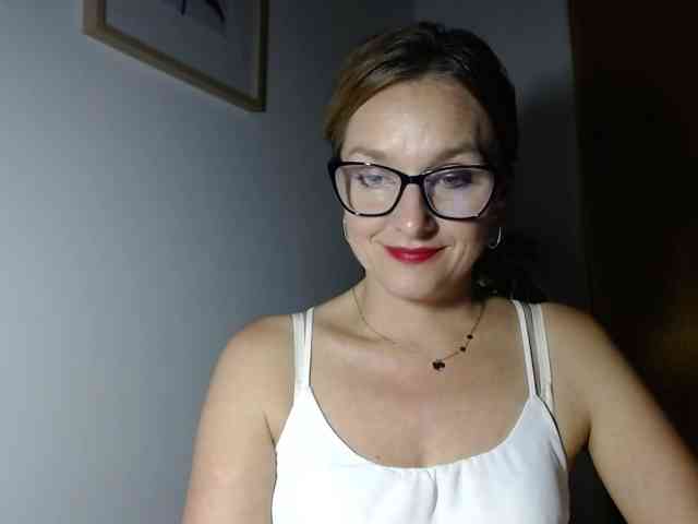 SecretAlicia webcam