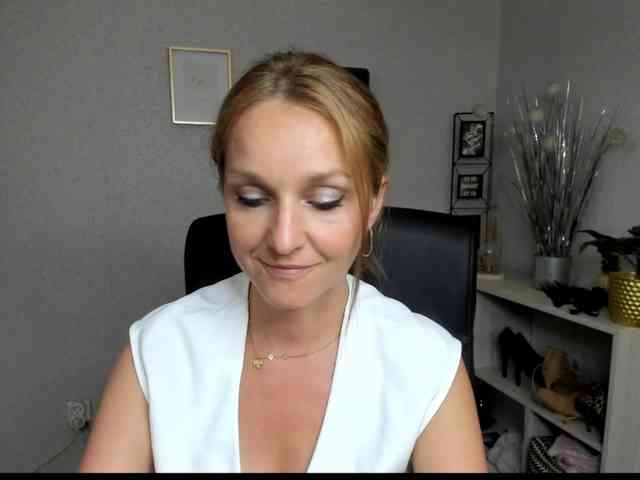 SecretAlicia webcam