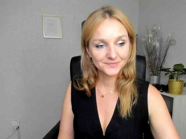SecretAlicia webcam