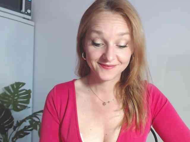 SecretAlicia webcam