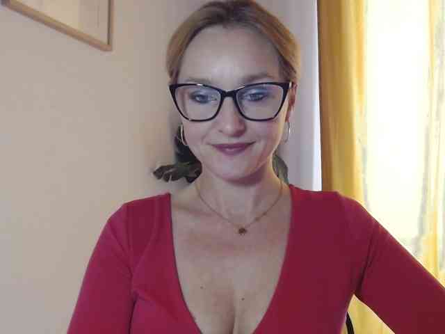 SecretAlicia webcam