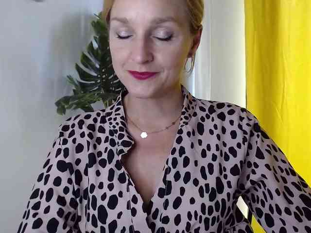 SecretAlicia webcam