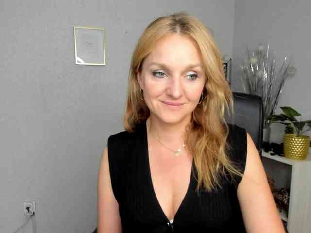 SecretAlicia webcam