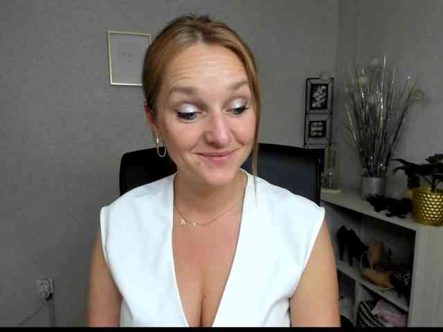 SecretAlicia webcam