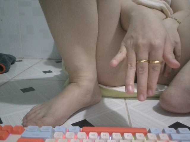 hana-sexy live cam on BongaCams