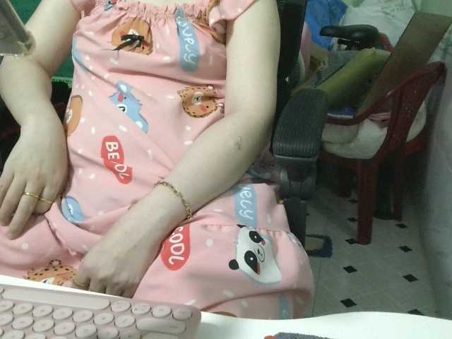 hana-sexy live cam on BongaCams