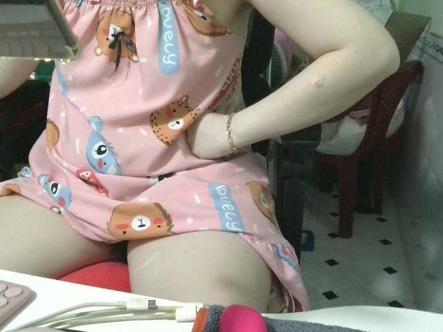 hana-sexy live cam on BongaCams