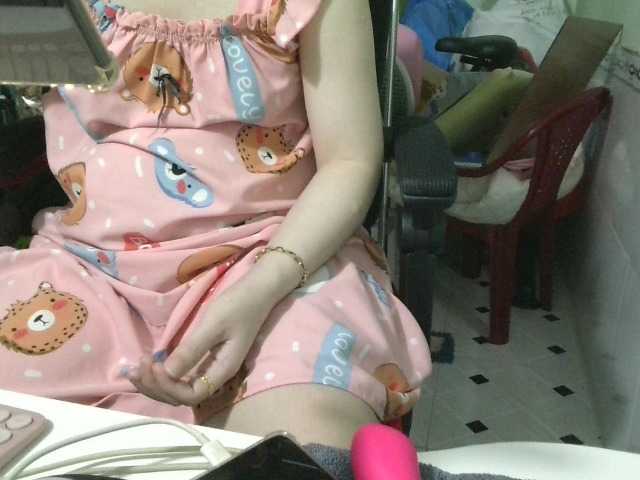 hana-sexy live cam on BongaCams