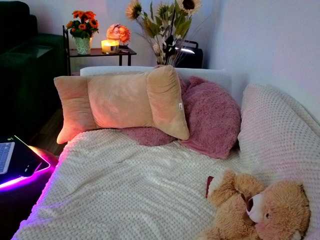 Sweetaniaa live cam on BongaCams