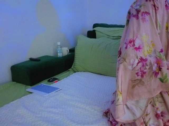 Sweetaniaa live cam on BongaCams