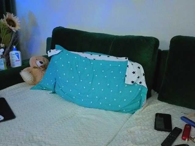 Sweetaniaa live webcam show