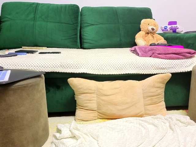 Sweetaniaa live cam preview