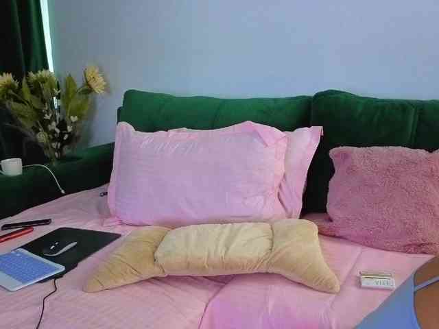 Sweetaniaa webcam