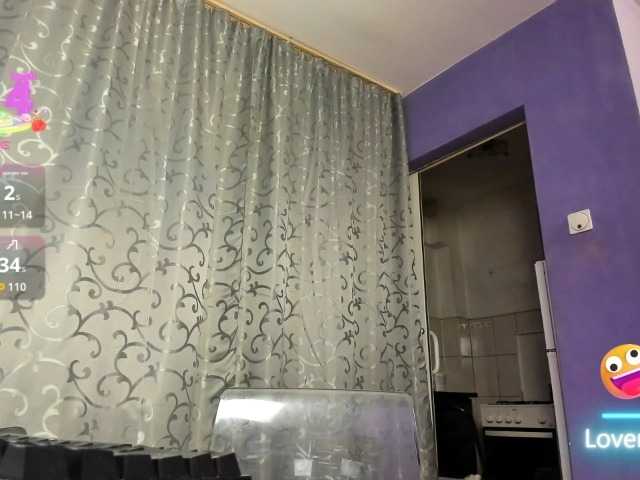 AdriannaLyly's BongaCams show and profile