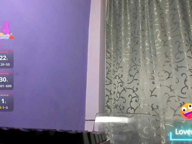 AdriannaLyly live cam on BongaCams