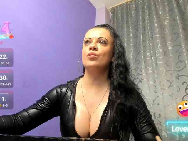 AdriannaLyly
