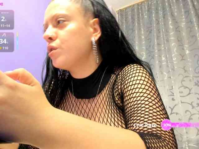AdriannaLyly webcam