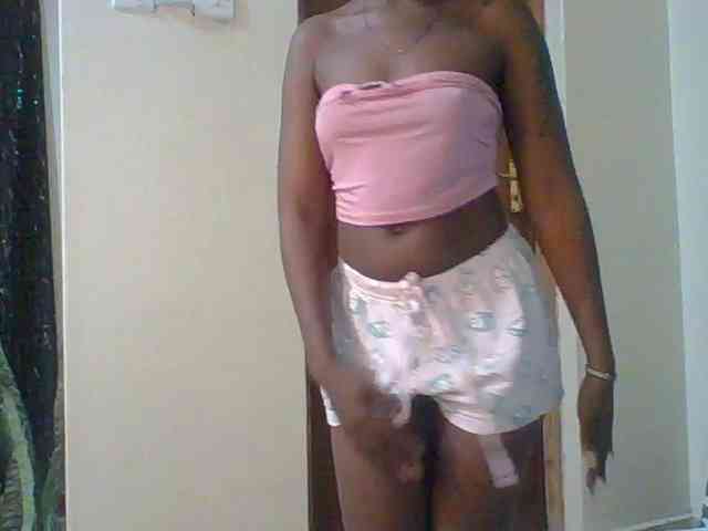 Curvyliana webcam